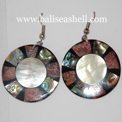 earring jewellery made from seashell