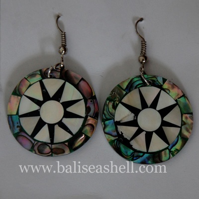seashell earring art indonesia
