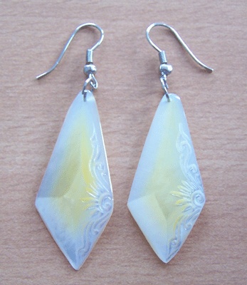 mop shell satainless earring