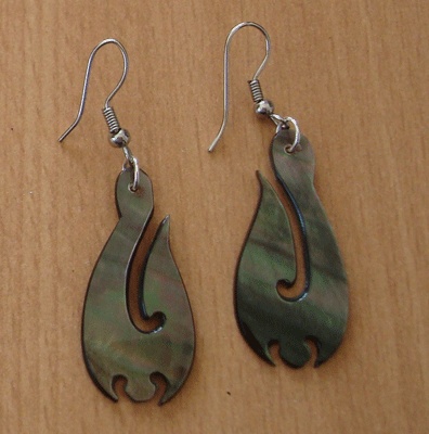 black mop shell earring
