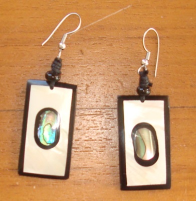 shell earring