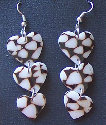 conus shell earring heart