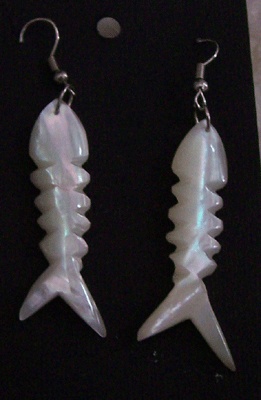 mop white earring
