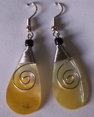 mop shell earring