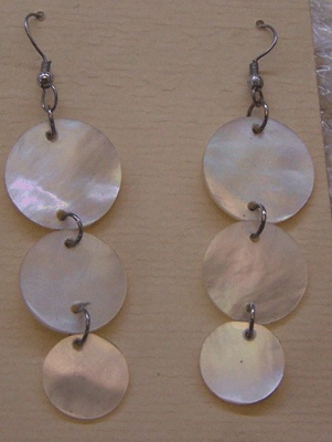 mop shell earring with stainless