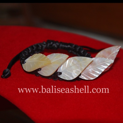 seashell brecelet bangle indonesia