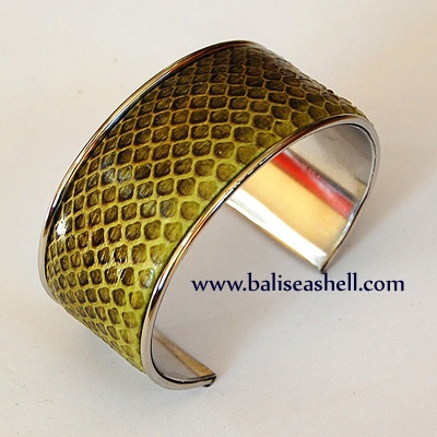snake leather brecelet