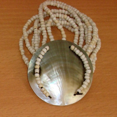 brecelet shell round with bead