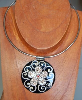 necklace shell indonesia with art