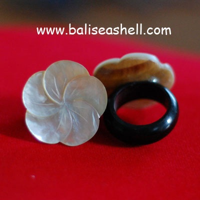 ring shell art with jewel fashion