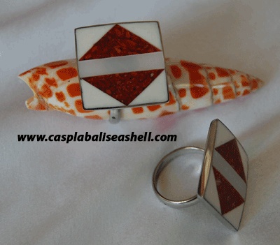 shell Ring with receine art