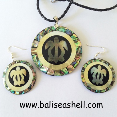 set jewelry earring and necklace