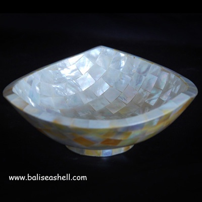 bowl art from seashell