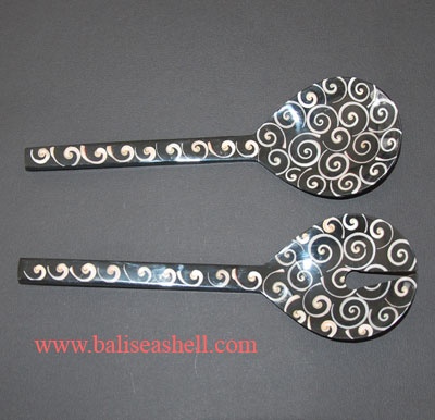 shell cut with art for spoon