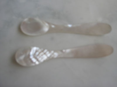 spoon made from Mother of pearl big