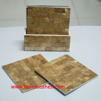gold colour with shell capis coaster