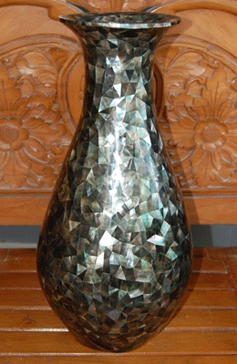 shell vases from mother of pearl black