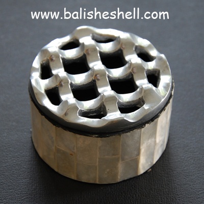 shell disc crafts art with mother of pearl