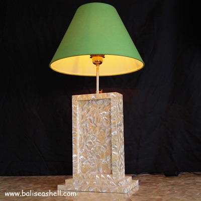 tectus pyramid shell mosaic lamp