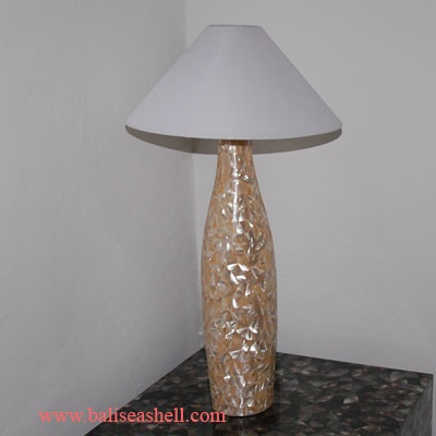 tectus pearl shell lamptable made