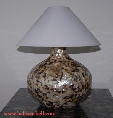 black mixed tahitian luster lamp