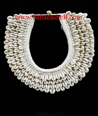 Seashell Buli Cowry Inlay Art Decor Necklace