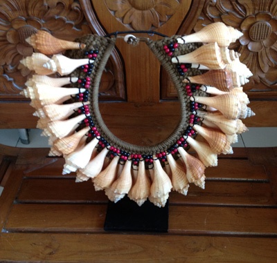 necklace shell fashion crafts and gifts