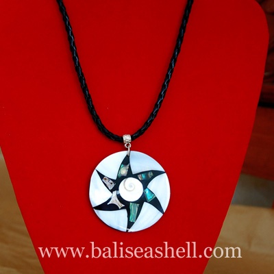 seashell necklace art pendants