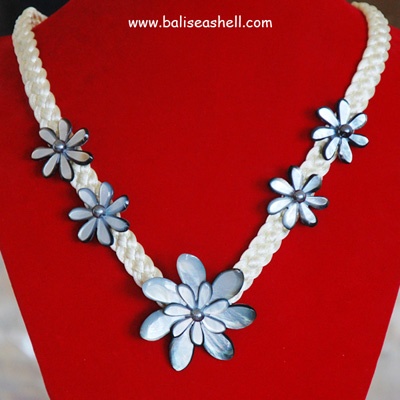 necklace flower art