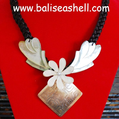 necklace shell jewelry producer