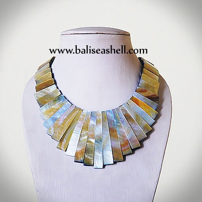 mother of pearl pendants