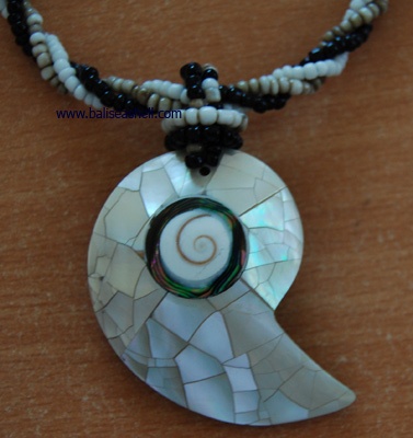 seashell necklace with bead art