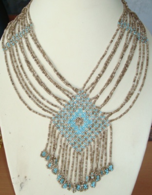 bead necklace