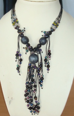 necklace art populer