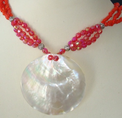 mop shell pure white necklace