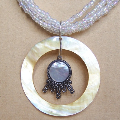 mother of pearl necklace white
