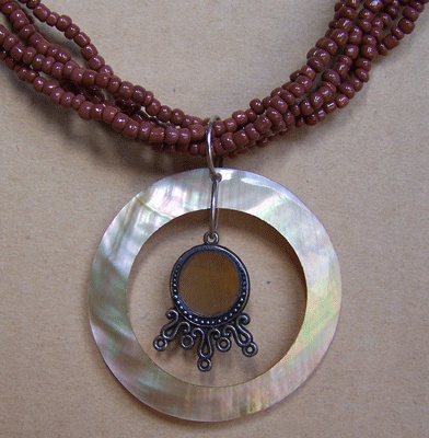 necklace pink mop shell mabe