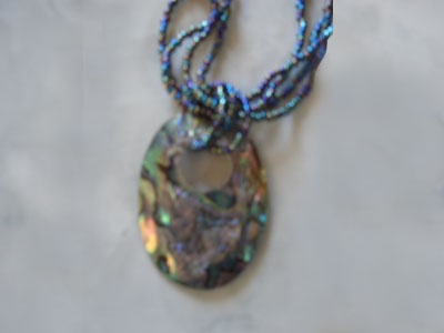 Paua shell necklace with bead