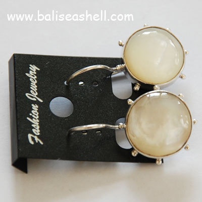 silver earring mop cut