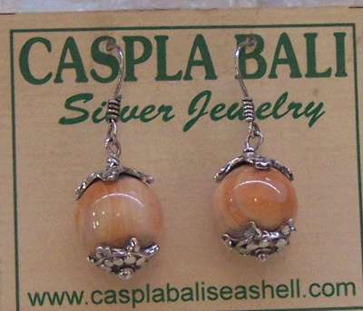 silver earring with cassis shell