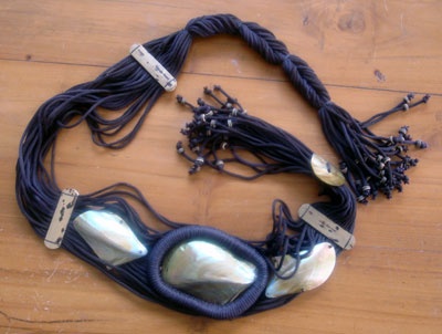 black mop shell belt
