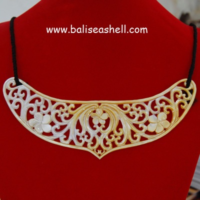 necklace art jewelry carving