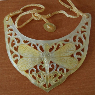 shell carving art indonesia