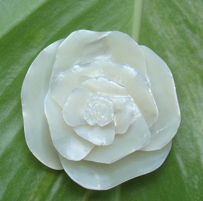 mother of pearl with rose art model