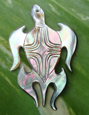 carving model with shell mop