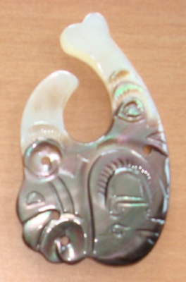 black shell pearl hook art