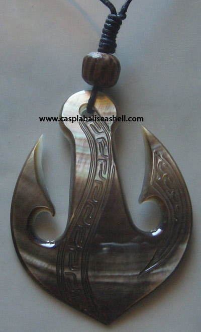 necklace carving style