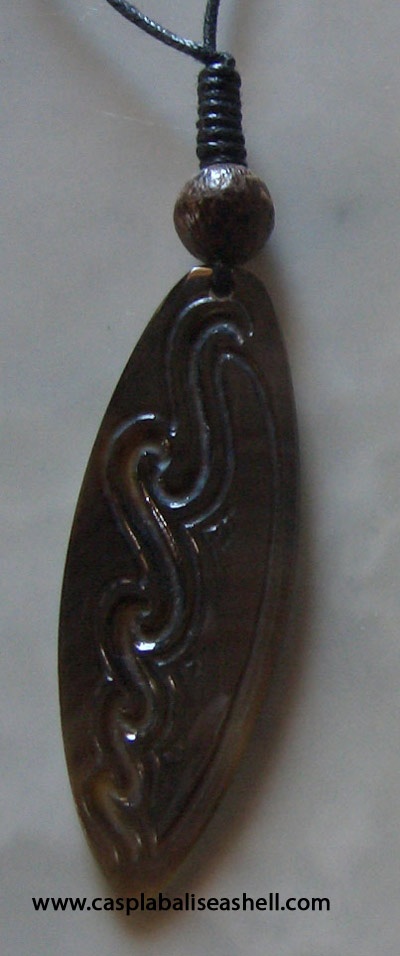 necklace carving style