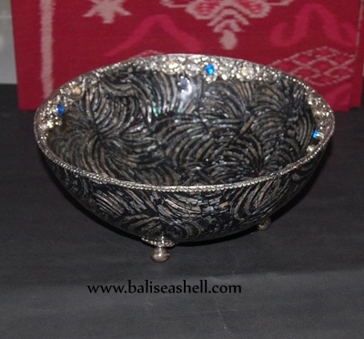 shell black shell mosac art