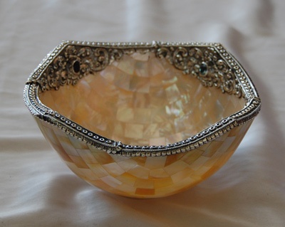 bowl mother of pearl with silver